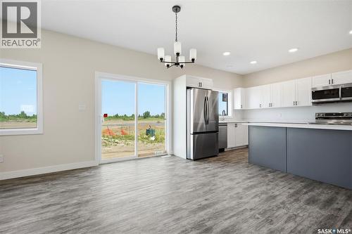 149 Emma Crescent, Martensville, SK - Indoor Photo Showing Kitchen
