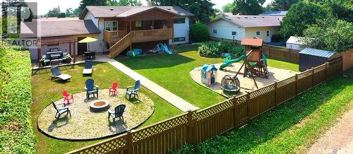 12 Redfield Bay, Yorkton, SK - Outdoor With Deck Patio Veranda