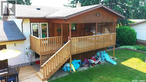 12 Redfield Bay, Yorkton, SK - Outdoor With Deck Patio Veranda With Exterior
