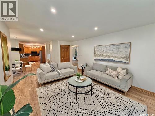 116 Morrison Drive, Yorkton, SK - Indoor Photo Showing Living Room