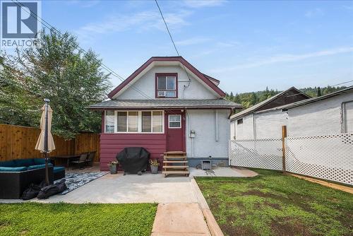 1109 Nelson Avenue, Trail, BC - Outdoor With Deck Patio Veranda