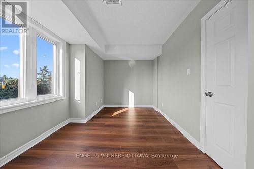 9 - 2820 Baseline Road, Ottawa, ON - Indoor Photo Showing Other Room