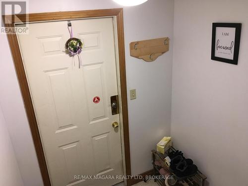 4577 Drummond Road, Niagara Falls (Morrison), ON - Indoor Photo Showing Other Room