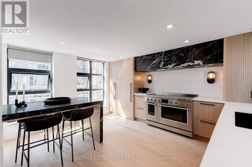 Ph1 - 20 Niagara Street, Toronto, ON - Indoor Photo Showing Kitchen