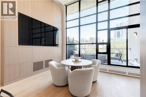 20 Niagara Street Unit# Ph1, Toronto, ON - Indoor Photo Showing Dining Room