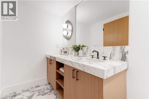 20 Niagara Street Unit# Ph1, Toronto, ON - Indoor Photo Showing Bathroom