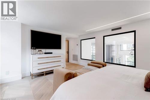 20 Niagara Street Unit# Ph1, Toronto, ON - Indoor Photo Showing Bedroom