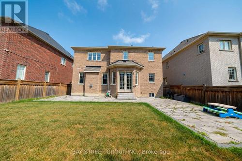 31 Woodgate Pines Drive, Vaughan, ON - Outdoor