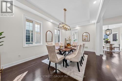 31 Woodgate Pines Drive, Vaughan, ON - Indoor Photo Showing Dining Room