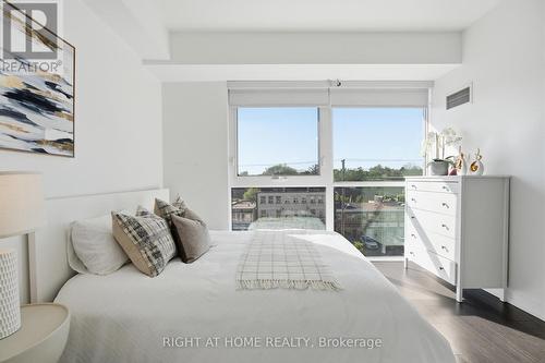 411 - 5101 Dundas Street W, Toronto, ON - Indoor Photo Showing Bedroom