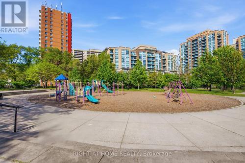 411 - 5101 Dundas Street W, Toronto, ON - Outdoor