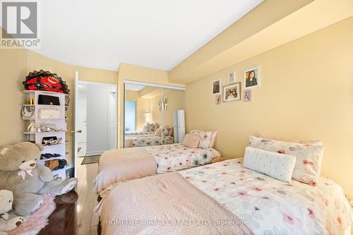 406 - 325 Webb Drive, Mississauga, ON - Indoor Photo Showing Bedroom