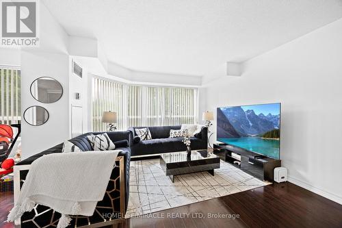 406 - 325 Webb Drive, Mississauga, ON - Indoor