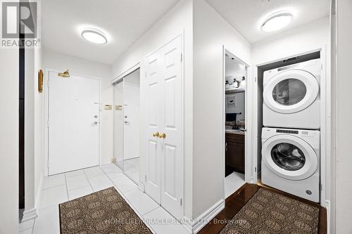 406 - 325 Webb Drive, Mississauga, ON - Indoor Photo Showing Laundry Room