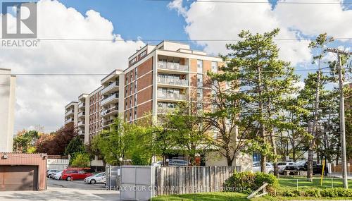 8 - 180 Dudley Avenue, Markham, ON - Outdoor