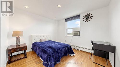 8 - 180 Dudley Avenue, Markham, ON - Indoor Photo Showing Bedroom