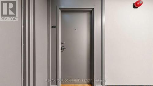 8 - 180 Dudley Avenue, Markham, ON - Indoor