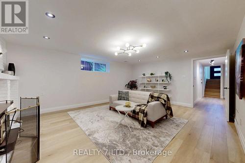 776 Garth Street, Hamilton, ON - Indoor