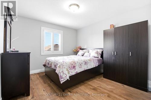 2824 Doyle Drive, London South, ON - Indoor Photo Showing Bedroom