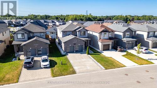 2824 Doyle Drive, London South, ON - Outdoor With Facade