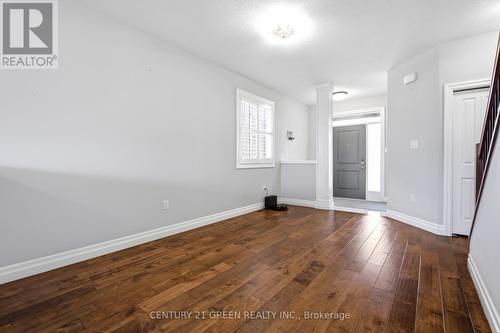 2824 Doyle Drive, London South, ON - Indoor Photo Showing Other Room