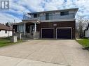 Wide Concrete Drive Way and Garage - 4628 Baldwin Avenue, Niagara Falls (Ascot), ON  - Outdoor 