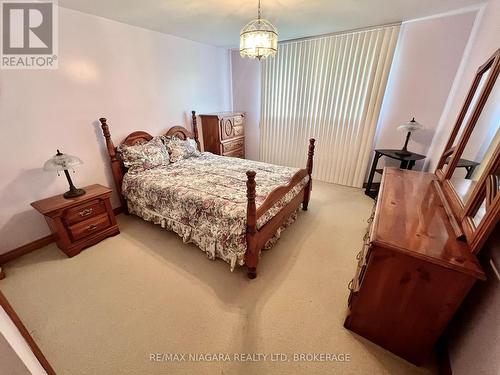 All Four Beds are Spacious - 4628 Baldwin Avenue, Niagara Falls (Ascot), ON - Indoor Photo Showing Bedroom