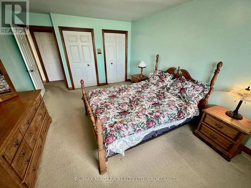 4628 Baldwin Avenue, Niagara Falls (Ascot), ON - Indoor Photo Showing Bedroom