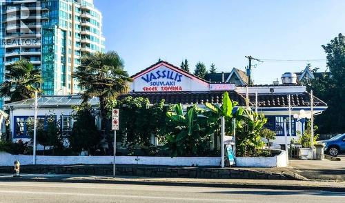 6558 Kingsway, Burnaby, BC 