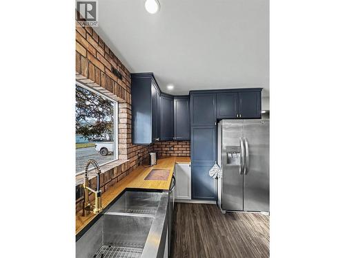 987 Kettle River Drive, Grand Forks, BC - Indoor Photo Showing Other Room