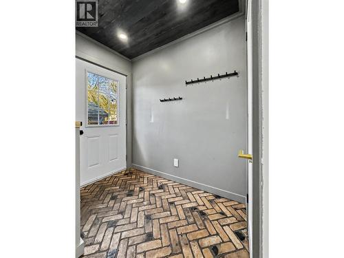 987 Kettle River Drive, Grand Forks, BC -  Photo Showing Other Room