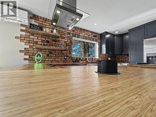 987 Kettle River Drive, Grand Forks, BC - Indoor With Fireplace