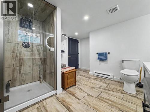 987 Kettle River Drive, Grand Forks, BC - Indoor Photo Showing Bathroom