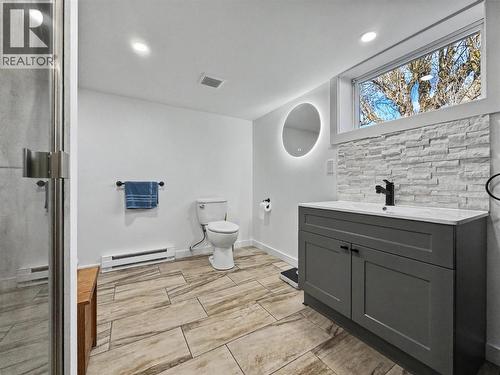 987 Kettle River Drive, Grand Forks, BC - Indoor Photo Showing Bathroom