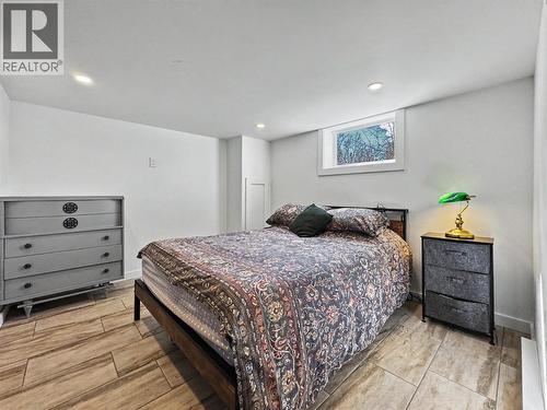 987 Kettle River Drive, Grand Forks, BC - Indoor Photo Showing Bedroom