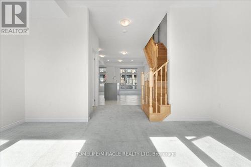 1392 Coral Springs Path, Oshawa, ON - Indoor Photo Showing Other Room