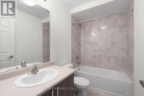 1392 Coral Springs Path, Oshawa, ON - Indoor Photo Showing Bathroom
