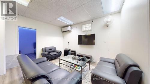 257 Pefferlaw Road, Georgina, ON - Indoor