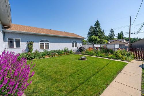 3907 3905 54 Street, Wetaskiwin, AB - Outdoor