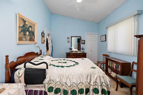 3907 3905 54 Street, Wetaskiwin, AB - Indoor Photo Showing Bedroom