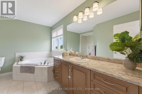 76 Tapadero Avenue, Ottawa, ON - Indoor Photo Showing Bathroom