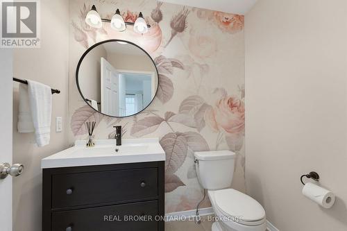 76 Tapadero Avenue, Ottawa, ON - Indoor Photo Showing Bathroom
