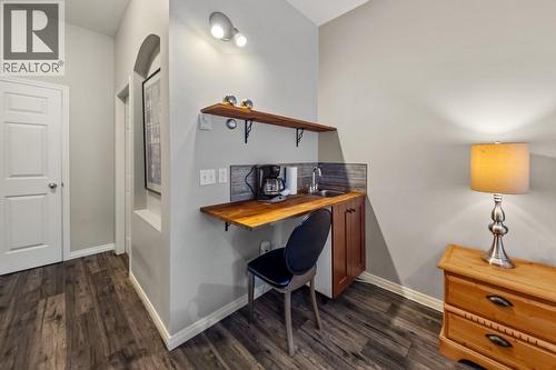 Unit 101B - 3185 Via Centrale Unit# 101, Kelowna, BC - Indoor
