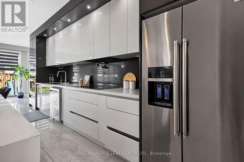 20 Wannamaker Crescent, Cambridge, ON - Indoor Photo Showing Kitchen