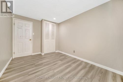 53 Burns Drive, Guelph, ON - Indoor Photo Showing Other Room