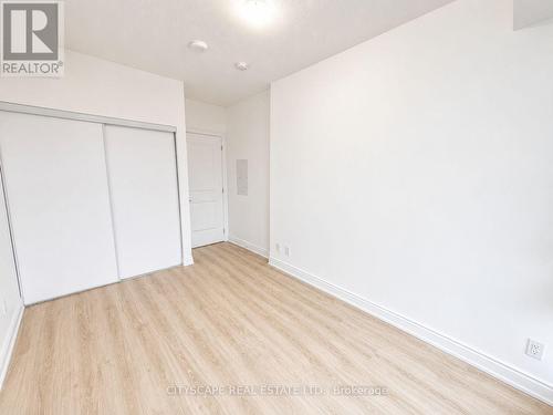 Primary Bedroom - 1003 - 9618 Yonge Street, Richmond Hill, ON - Indoor Photo Showing Other Room