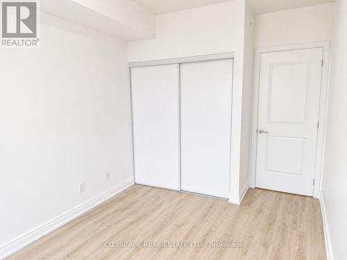 Primary Bedroom - 1003 - 9618 Yonge Street, Richmond Hill, ON - Indoor Photo Showing Other Room