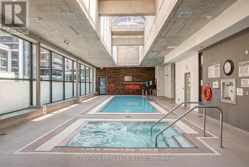 Swimming pool - 1003 - 9618 Yonge Street, Richmond Hill, ON - Indoor Photo Showing Other Room