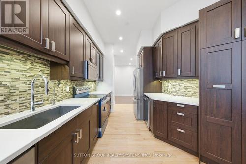 Uph 03 - 8 Rean Drive, Toronto, ON - Indoor Photo Showing Kitchen With Upgraded Kitchen