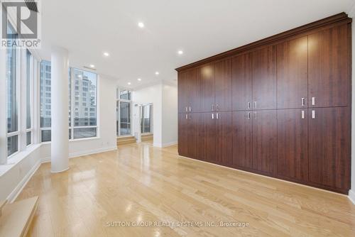 Uph 03 - 8 Rean Drive, Toronto, ON - Indoor Photo Showing Other Room